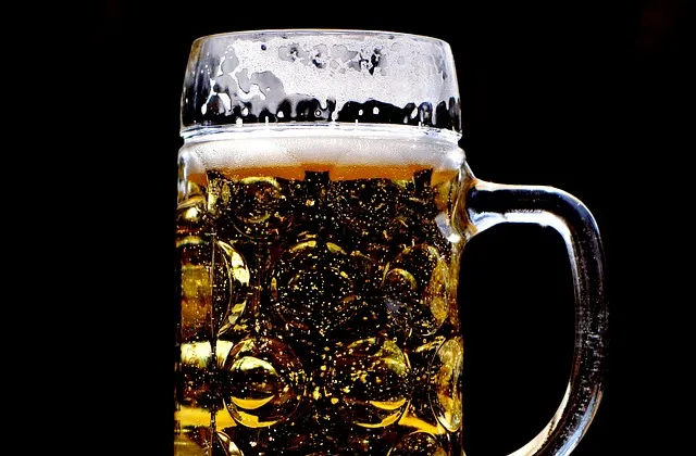 Zdjęcie Jak zapakować piwo na prezent, aby zaskoczyć obdarowanego?