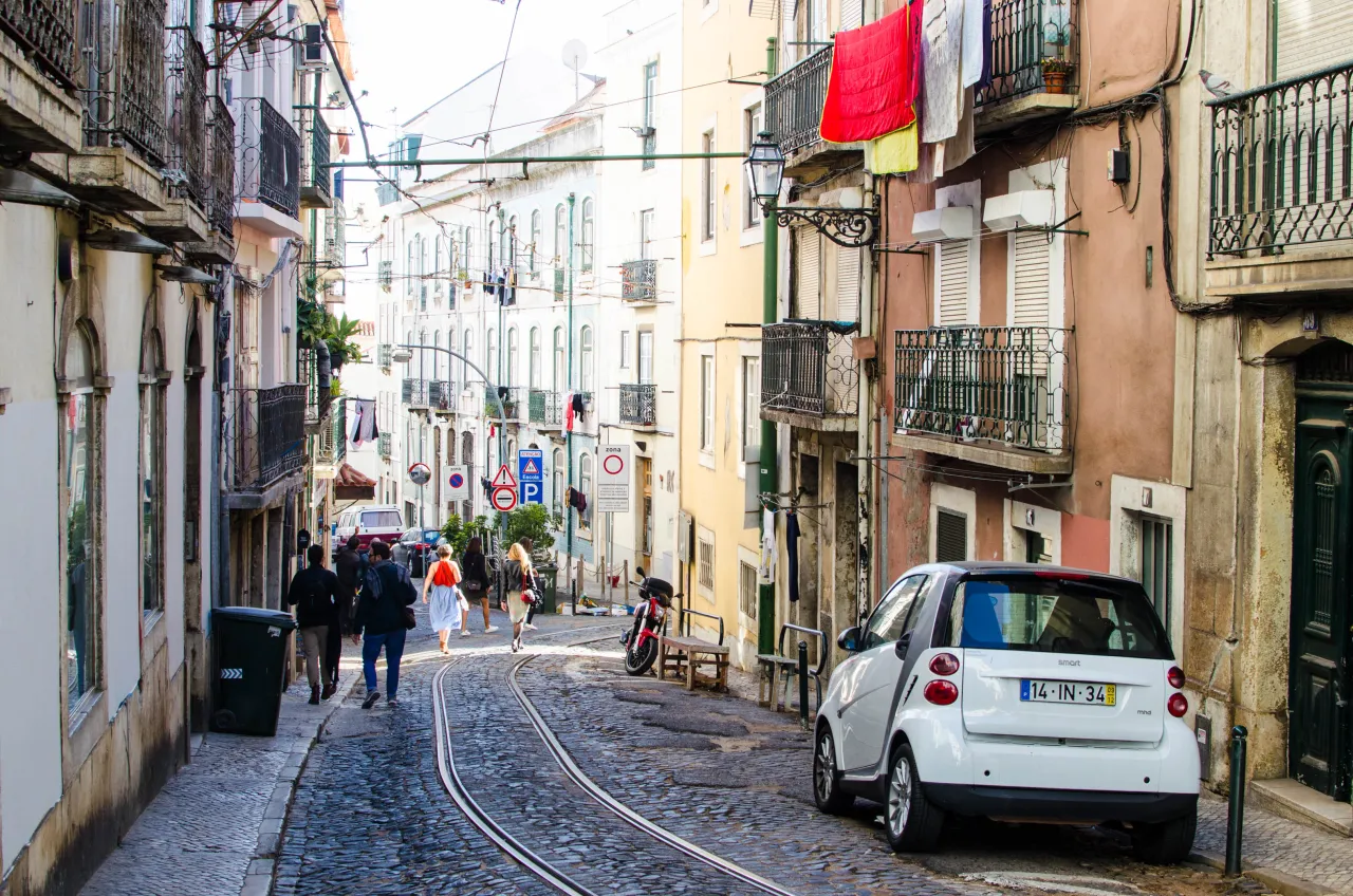 Zdjęcie Porady motoryzacyjne: jak jeździć po portugalskich drogach