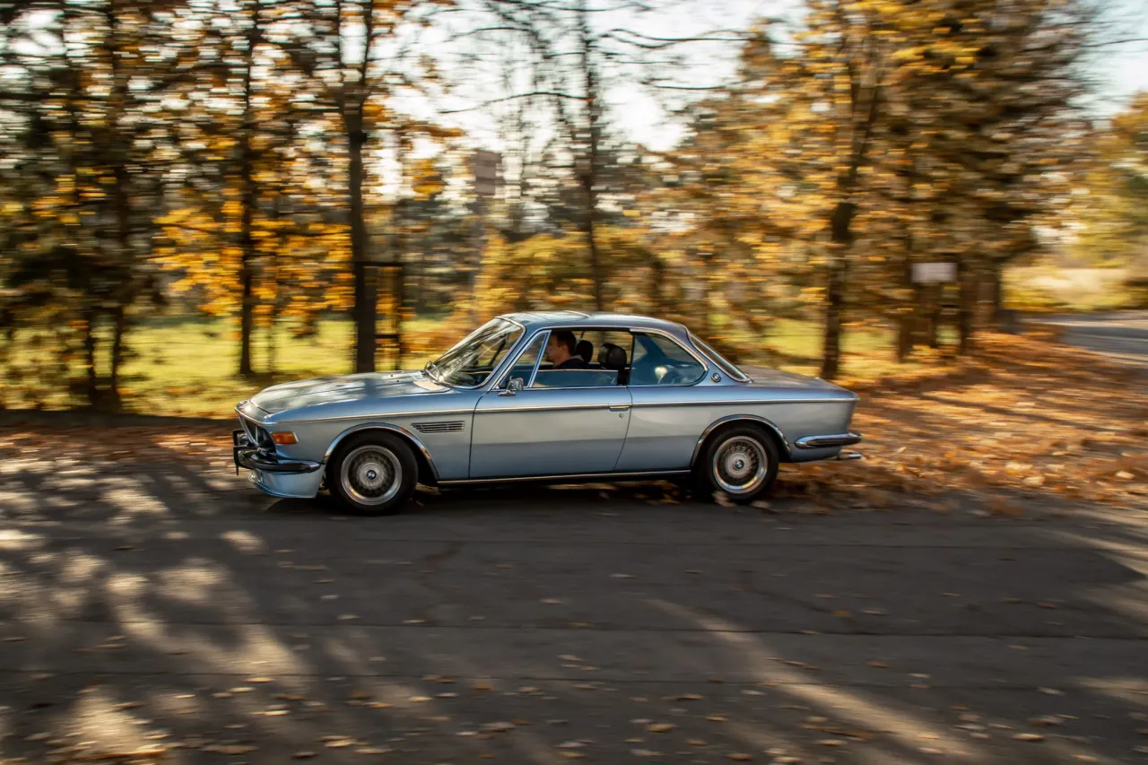 Zdjęcie BMW E3 coupé: historia, cechy i osiągi, które zachwycają kierowców