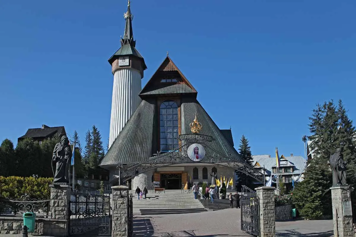 Zdjęcie Sanktuarium na Krzeptówkach w Zakopanem – historia i znaczenie miejsca