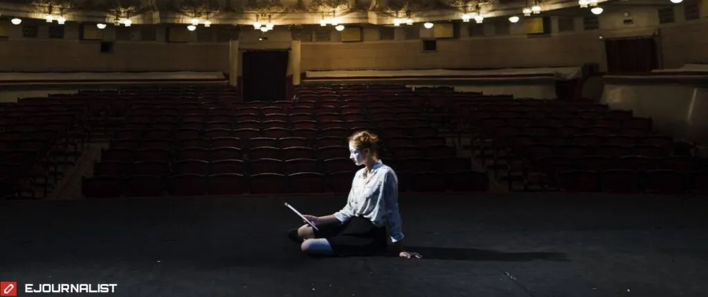 Zdjęcie Kto pracuje w teatrze? Odkryj fascynujące zawody i ich rolę