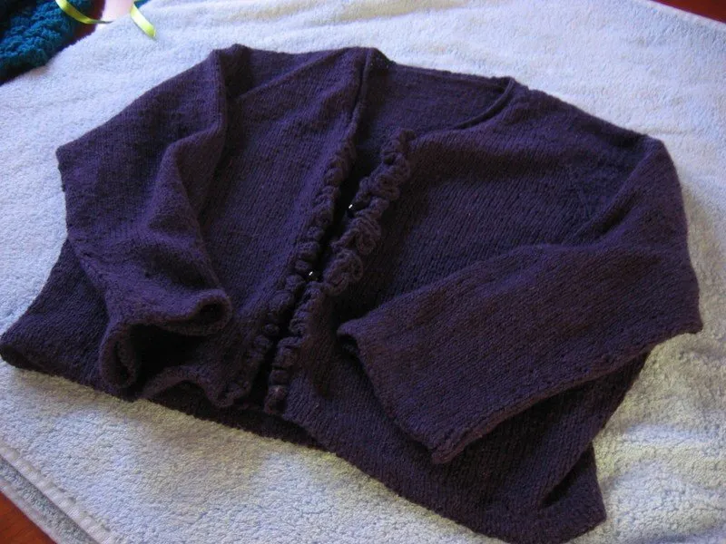 Zdjęcie Jak uratować sfilcowany sweter? Sprawdzone metody na ratunek