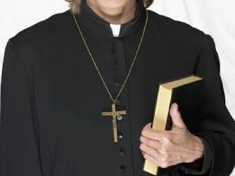 Zdjęcie Ile się daje na bierzmowanie? Odpowiednie kwoty i zwyczaje