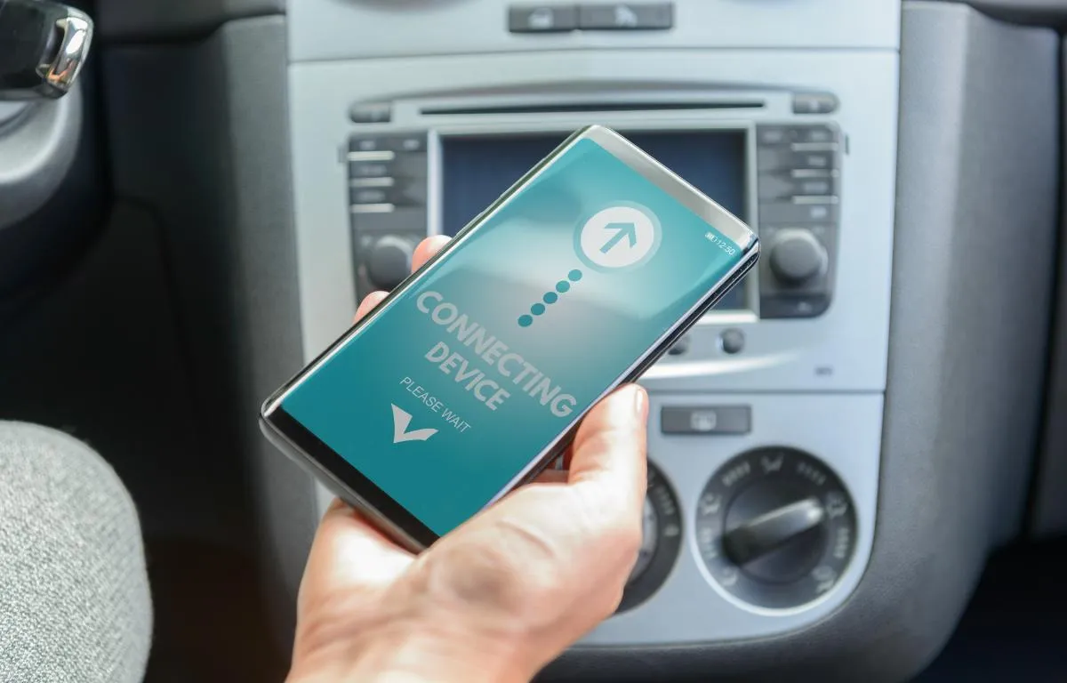 Zdjęcie Jak połączyć Bluetooth z samochodem – proste kroki bez problemów