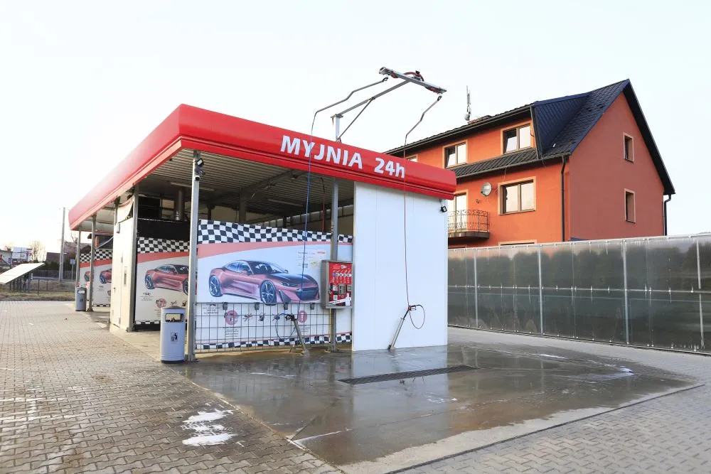 Zdjęcie Ile bar ma myjnia bezdotykowa? Odkryj ciśnienie i korzyści