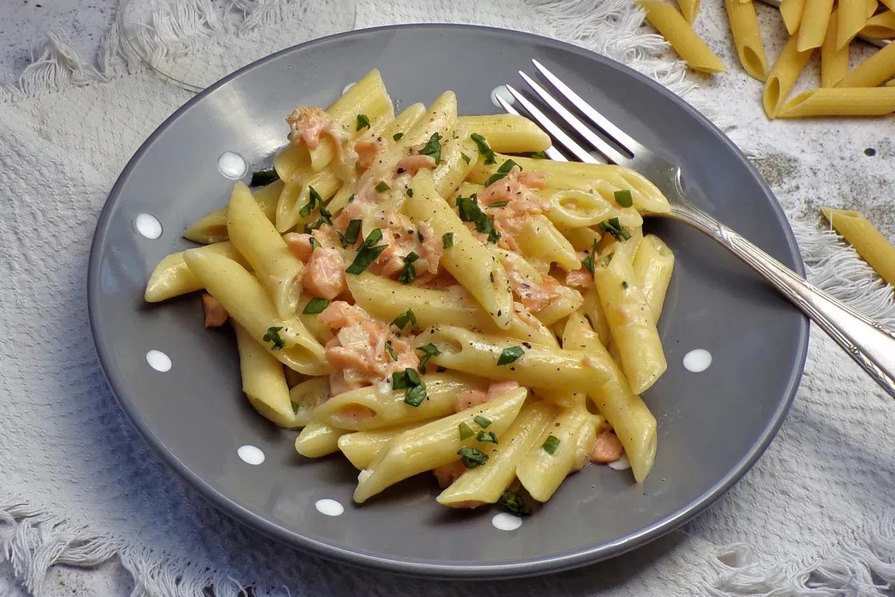 Zdjęcie Penne salmone – szybki przepis na pyszny makaron z łososiem