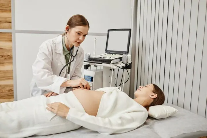 Zdjęcie Jak się przygotować do badań prenatalnych? Kluczowe wskazówki i terminy