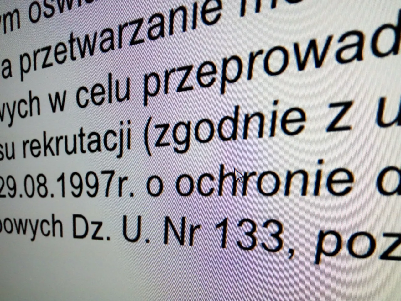 Zdjęcie Klauzula CV co to? Poznaj jej znaczenie i prawne aspekty