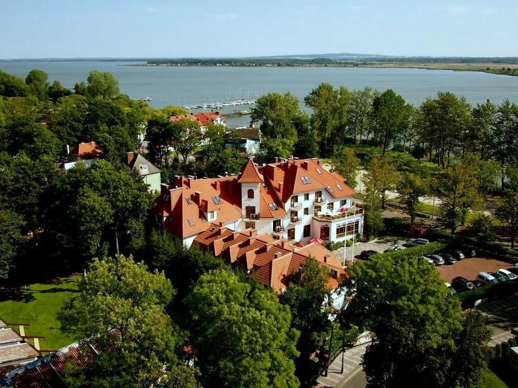 Zdjęcie Menu restauracji Dworek Morski w Mielnie - smaki, które zachwycają