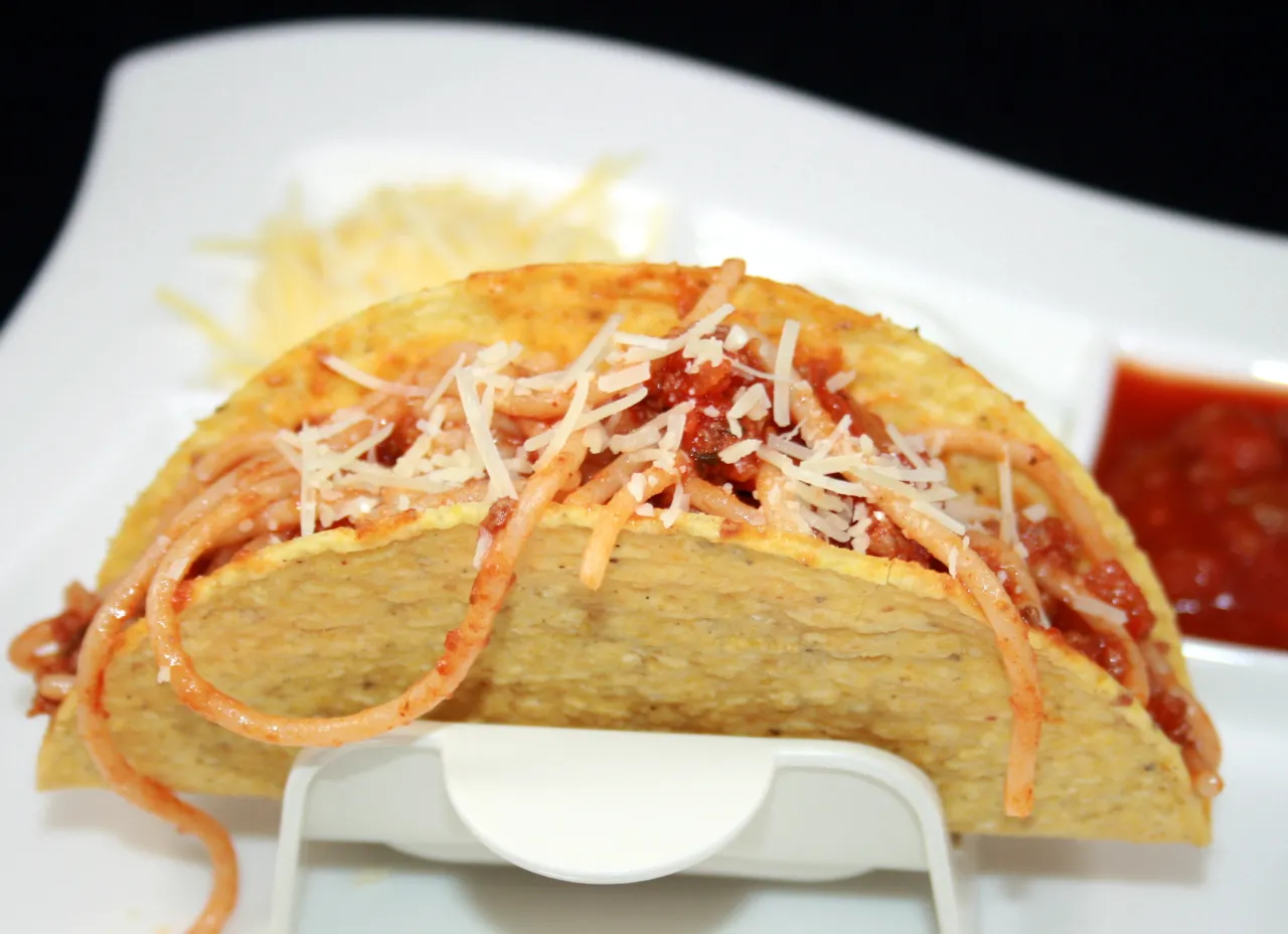 Zdjęcie Spaghetti tacos - przepis na wyjątkową potrawę z *iCarly*