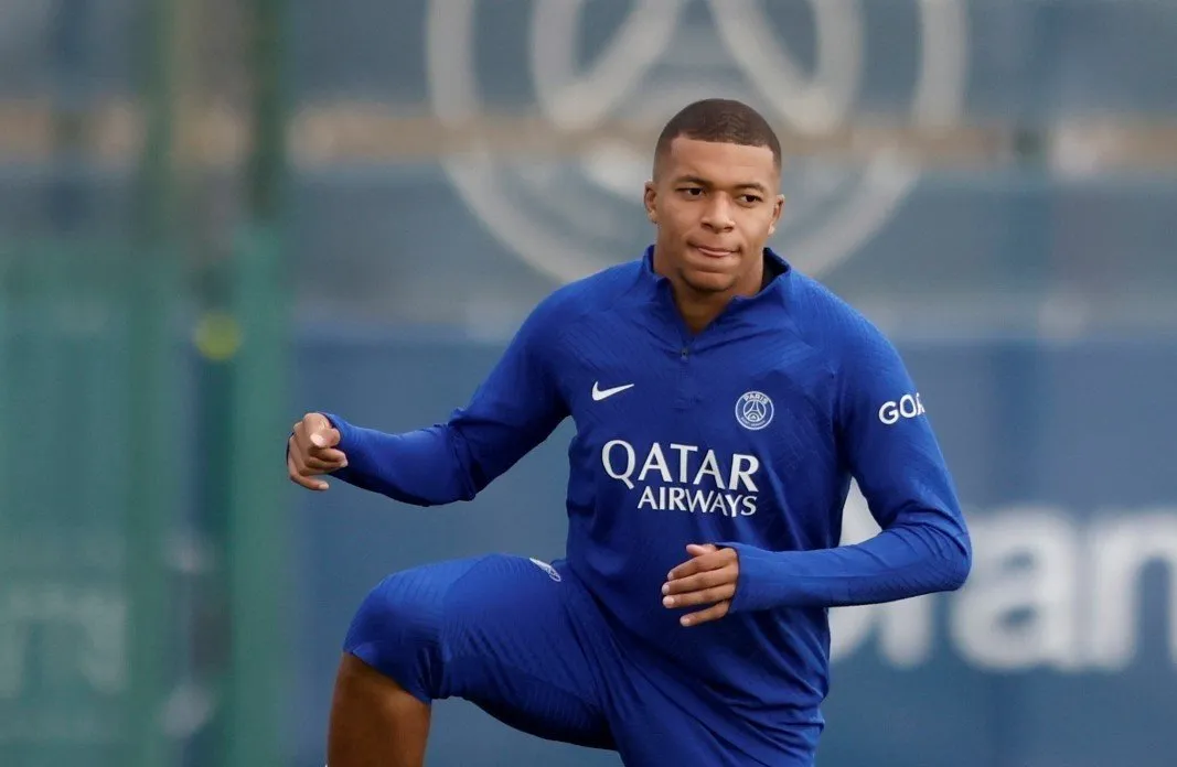 Zdjęcie Ile naprawdę zarabia Mbappé w tydzień? Szokujące liczby i źródła dochodów