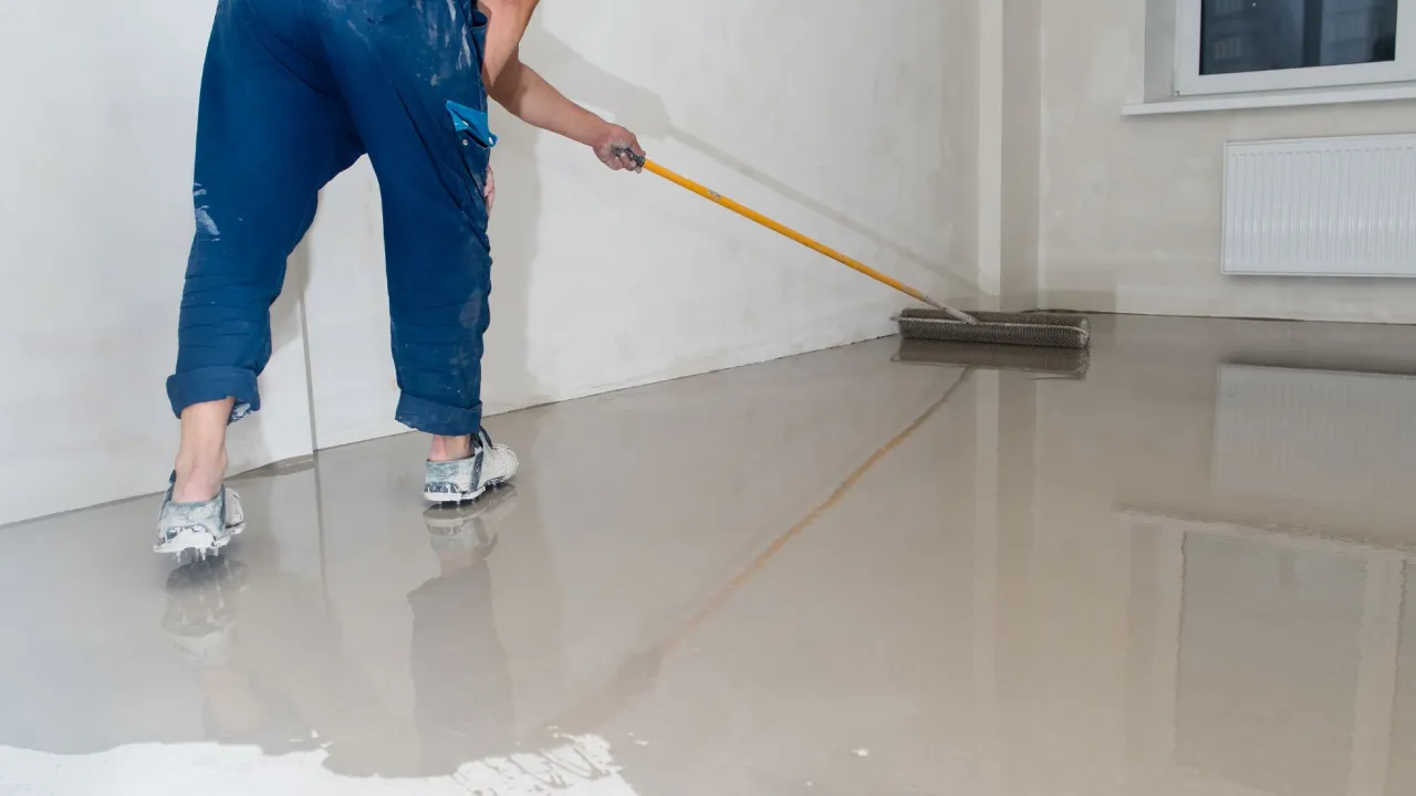 Zdjęcie Ile kosztuje metr kwadratowy wylewki? Zaskakujące ceny w 2025 roku
