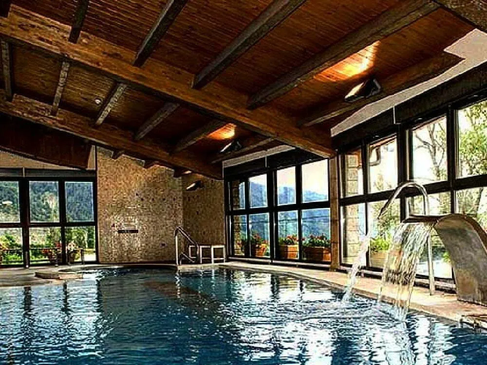 Zdjęcie Balneario Vilas del Turb&oacute;n: Tu gu&iacute;a completa de salud y Pirineo