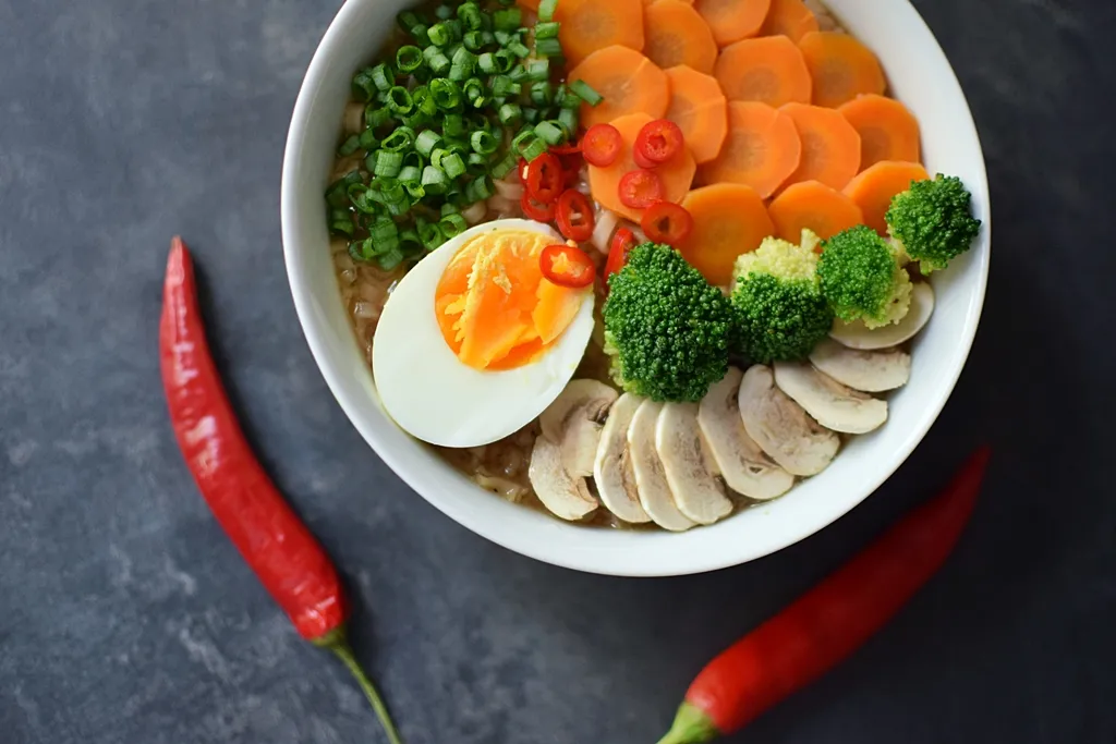 Zdjęcie Prosty przepis na ramen z rosołu – szybki i smaczny posiłek w kilka minut