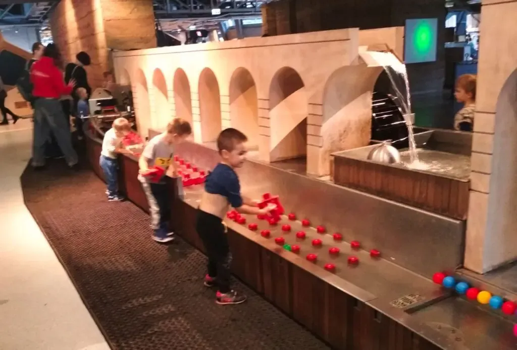 Zdjęcie Najlepsze atrakcje rozrywki w Warszawie dla całej rodziny