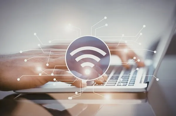 Zdjęcie Jak wzmocnić zasięg WiFi i pozbyć się problemów z łącznością