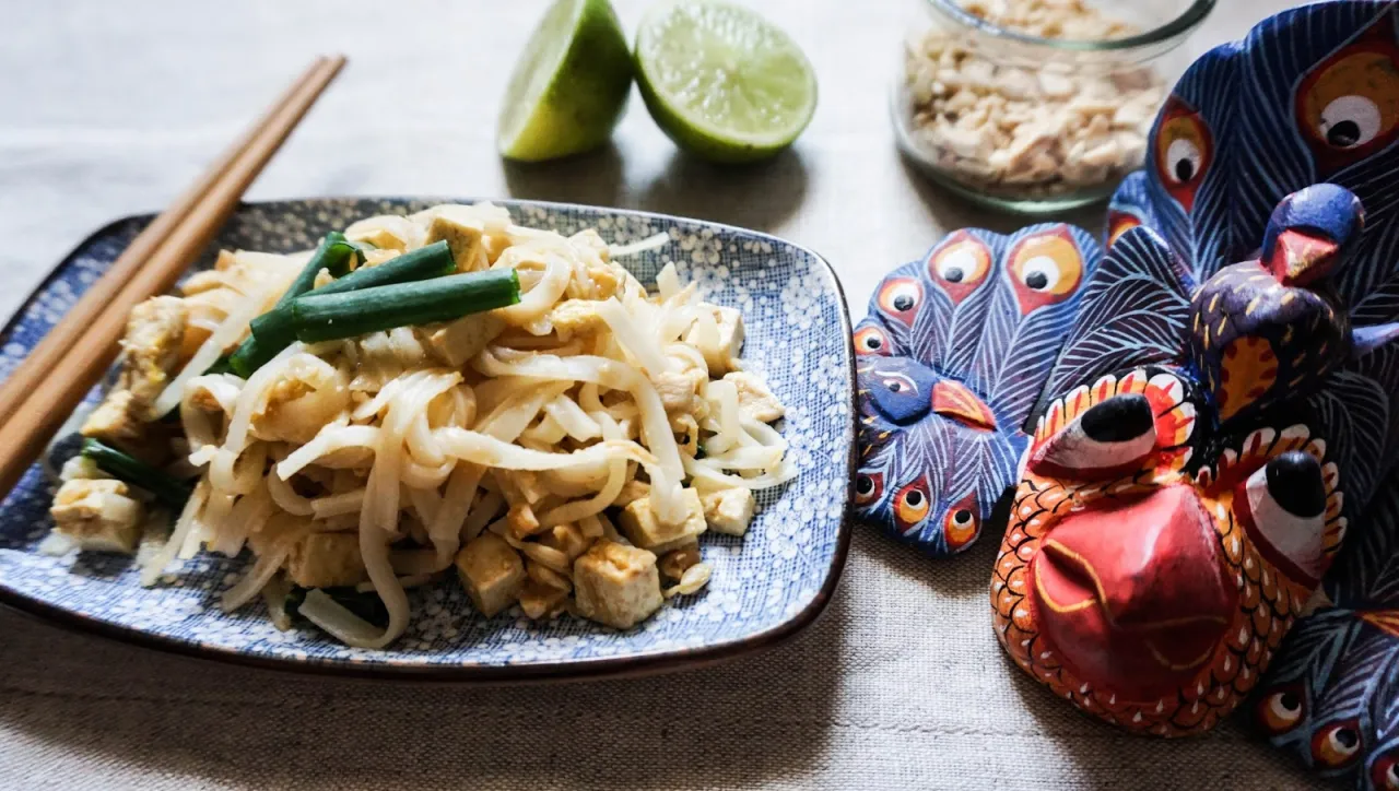 Zdjęcie Jaki makaron do pad thai? Odkryj najlepszy wybór dla idealnego smaku