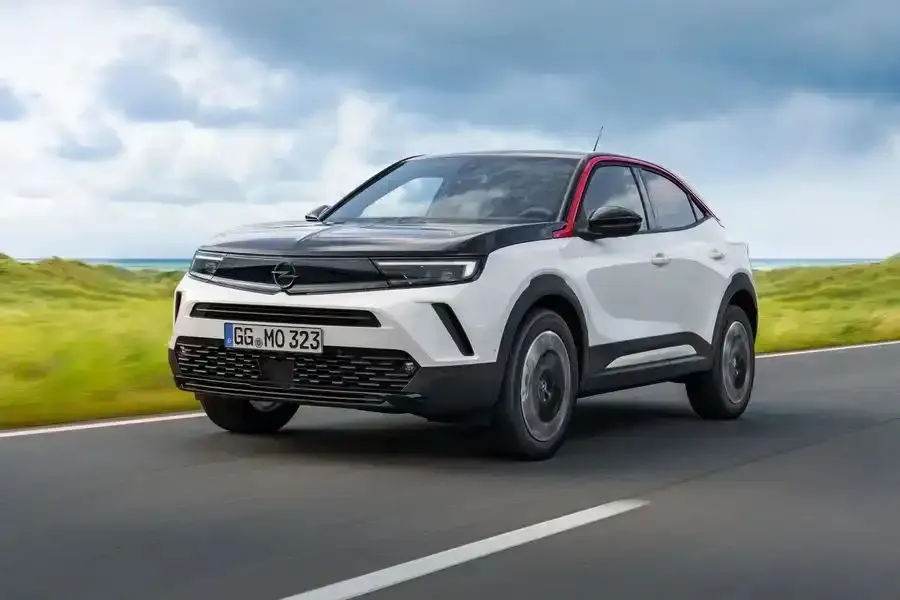Zdjęcie Opel Mokka jaki silnik - porównanie opcji silnikowych i ich osiągi