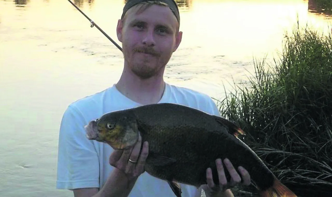 Zdjęcie Jezioro Bytyń – raj dla wędkarzy i miłośników przyrody