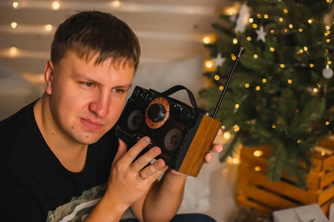 Zdjęcie Jak wzmocnić sygnał anteny radia i uniknąć słabego odbioru