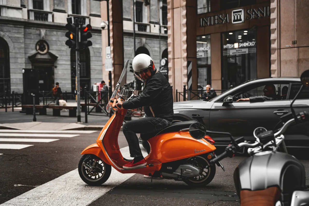 Zdjęcie Czy motorower trzeba rejestrować? Sprawdź, aby uniknąć problemów
