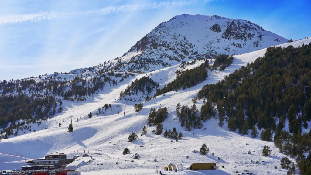 Zdjęcie Temporada de esquí en Andorra: fechas, mejores pistas y consejos útiles