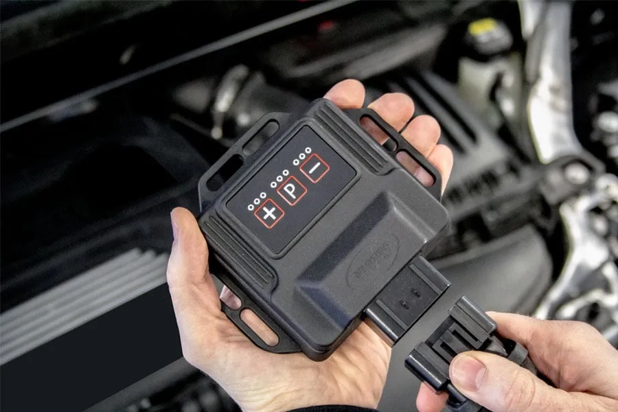 Zdjęcie Najlepsze usługi chip tuning w UK - porównanie i korzyści dla Twojego auta