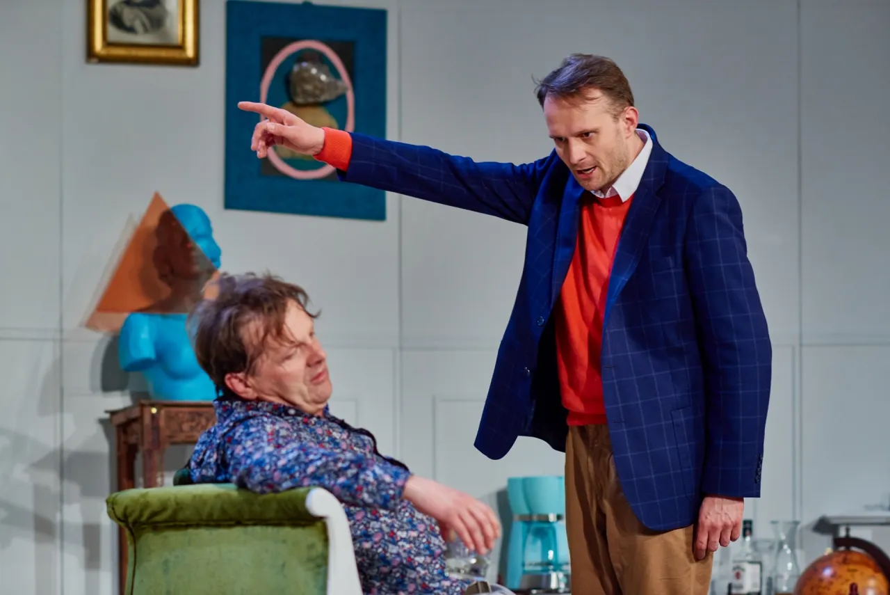 Zdjęcie Kolacja dla głupca w Teatrze Ludowym – co musisz wiedzieć przed wizytą