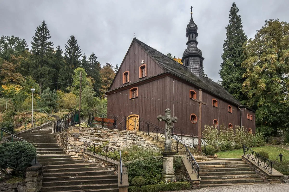 Zdjęcie Niezapomniane atrakcje turystyczne w Międzygórzu, które musisz zobaczyć