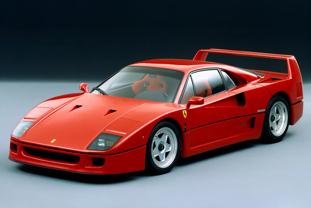 Zdjęcie Ile sztuk Ferrari F40 wyprodukowano? Rzadkość i znaczenie modelu
