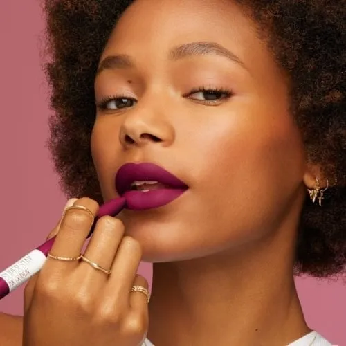 Zdjęcie Maquillaje noche fiesta: secretos para un look duradero y deslumbrante