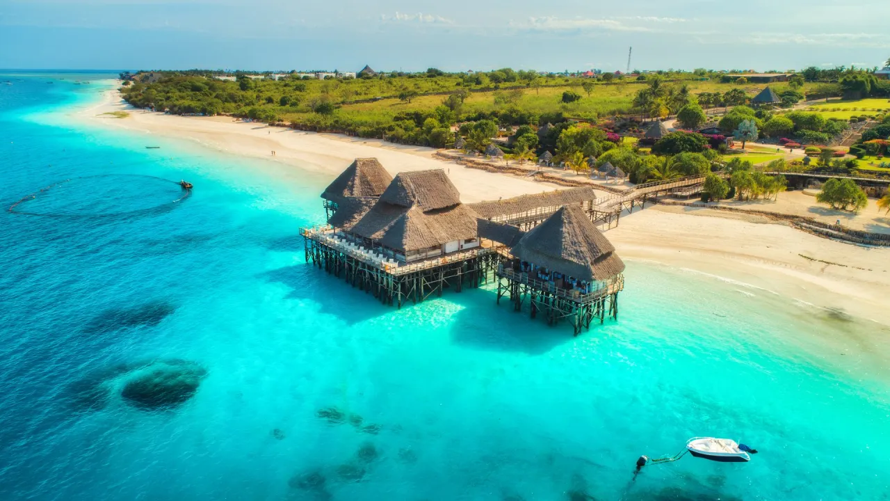 Zdjęcie Ile trwa lot na Zanzibar? Sprawdź, co wpływa na czas podróży