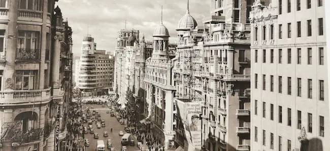Zdjęcie La Renovadora Gran V&iacute;a: Fotos, Historia y Sabores que Enamoran