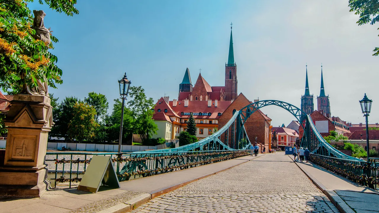 Zdjęcie Gdzie na weekend w listopadzie z dzieckiem? Odkryj najlepsze atrakcje