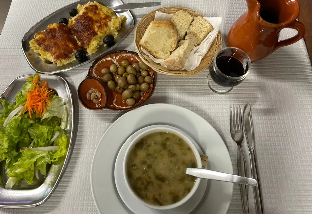 Zdjęcie Gdzie zjeść w Lizbonie? Odkryj najlepsze restauracje i dania