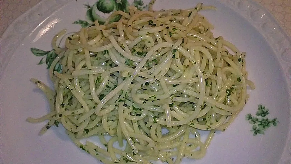 Zdjęcie Ein einfaches Rezept für Spaghettisalat, das jeder lieben wird