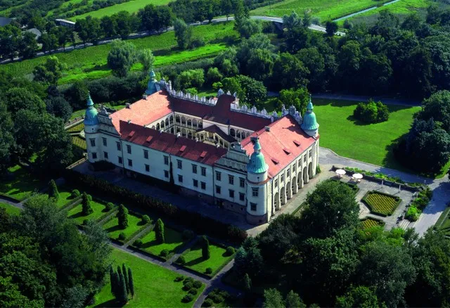 Zdjęcie Zamek w Baranowie Sandomierskim: Fascynująca historia i architektura