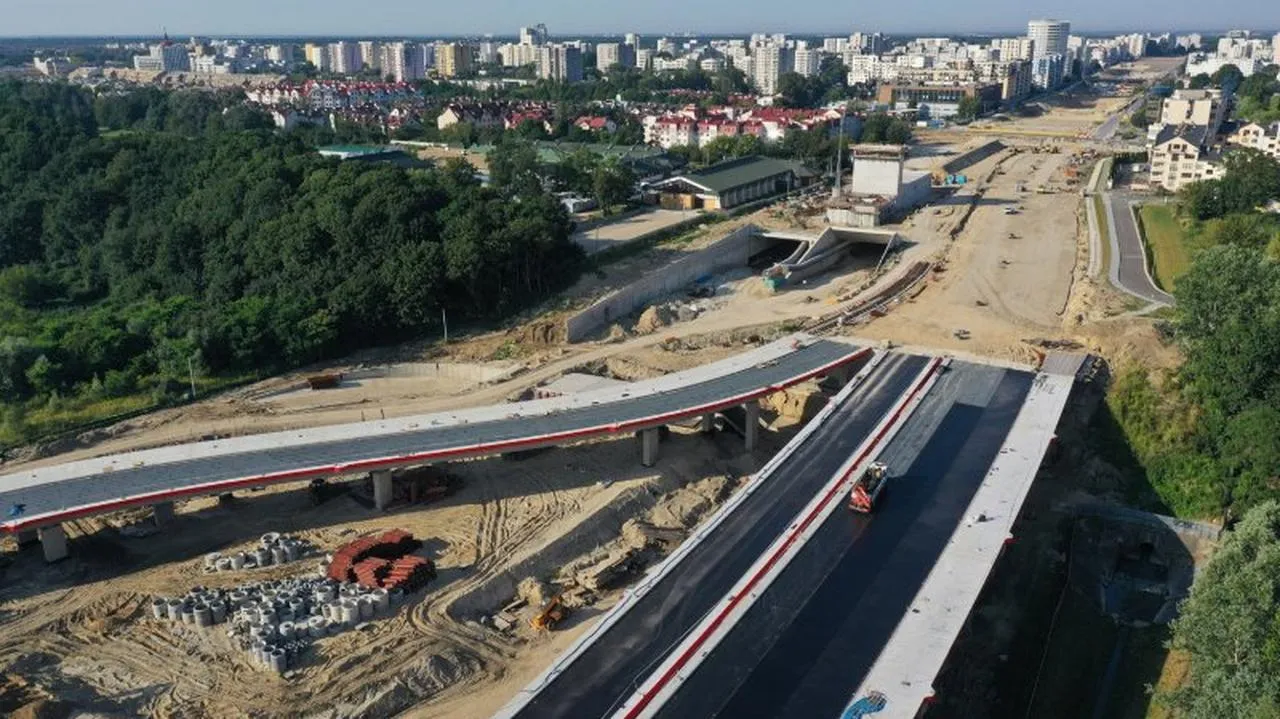 Zdjęcie Ile kosztuje kilometr asfaltu? Zaskakujące ceny budowy dróg w Polsce