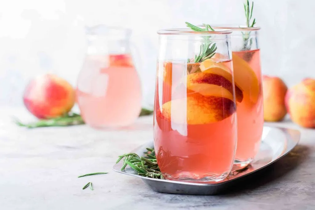 Zdjęcie Co to angielski drink? Zrozum znaczenie i konteksty użycia
