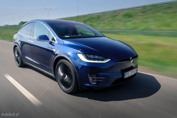 Zdjęcie Ile kosztuje najdroższa Tesla? Sprawdź cenę i czy warto ją kupić