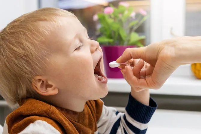 Zdjęcie Czy odrobaczanie dziecka wyklucza chodzenie do przedszkola? Zasady i zagrożenia