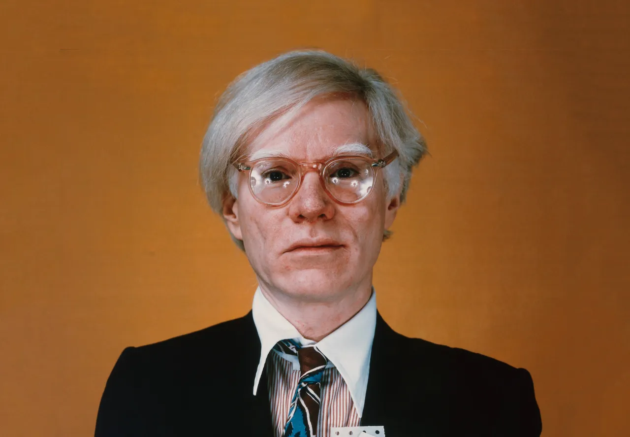 Zdjęcie Andy Warhol biografia: życie artysty, który zmienił świat sztuki