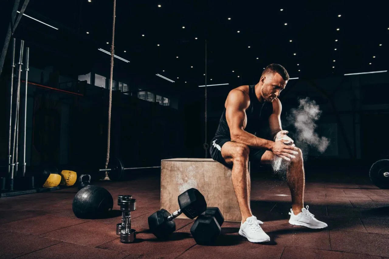 Zdjęcie Siłownia czy sporty walki: co wybrać dla lepszych wyników?