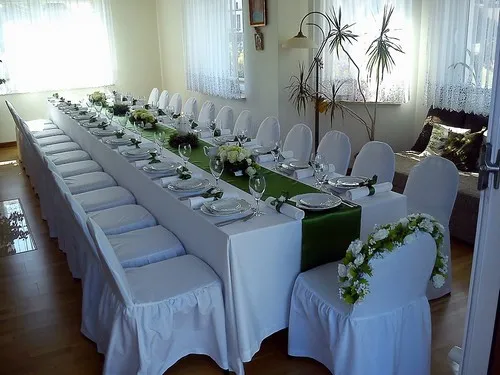 Zdjęcie Jak ubrać krzesło komunijne: inspiracje i pomysły na dekoracje