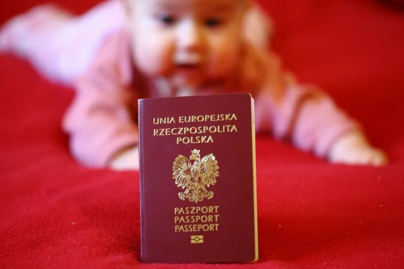 Zdjęcie Czy przez profil zaufany można złożyć wniosek o paszport dla dziecka?