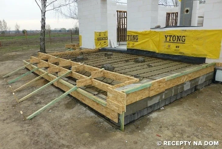 Zdjęcie Jak zbudować wysoki taras betonowy: krok po kroku