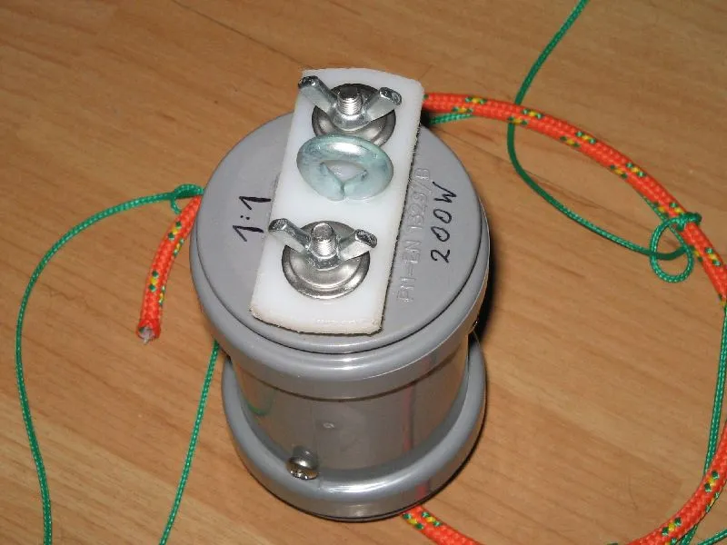 Zdjęcie Jak zrobić antenę bazową CB - proste instrukcje DIY dla każdego