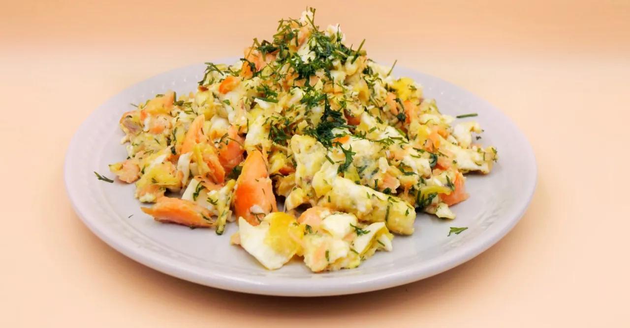 Zdjęcie 5 eleganckich śniadań z jajkami i łososiem wędzonym! Proste!