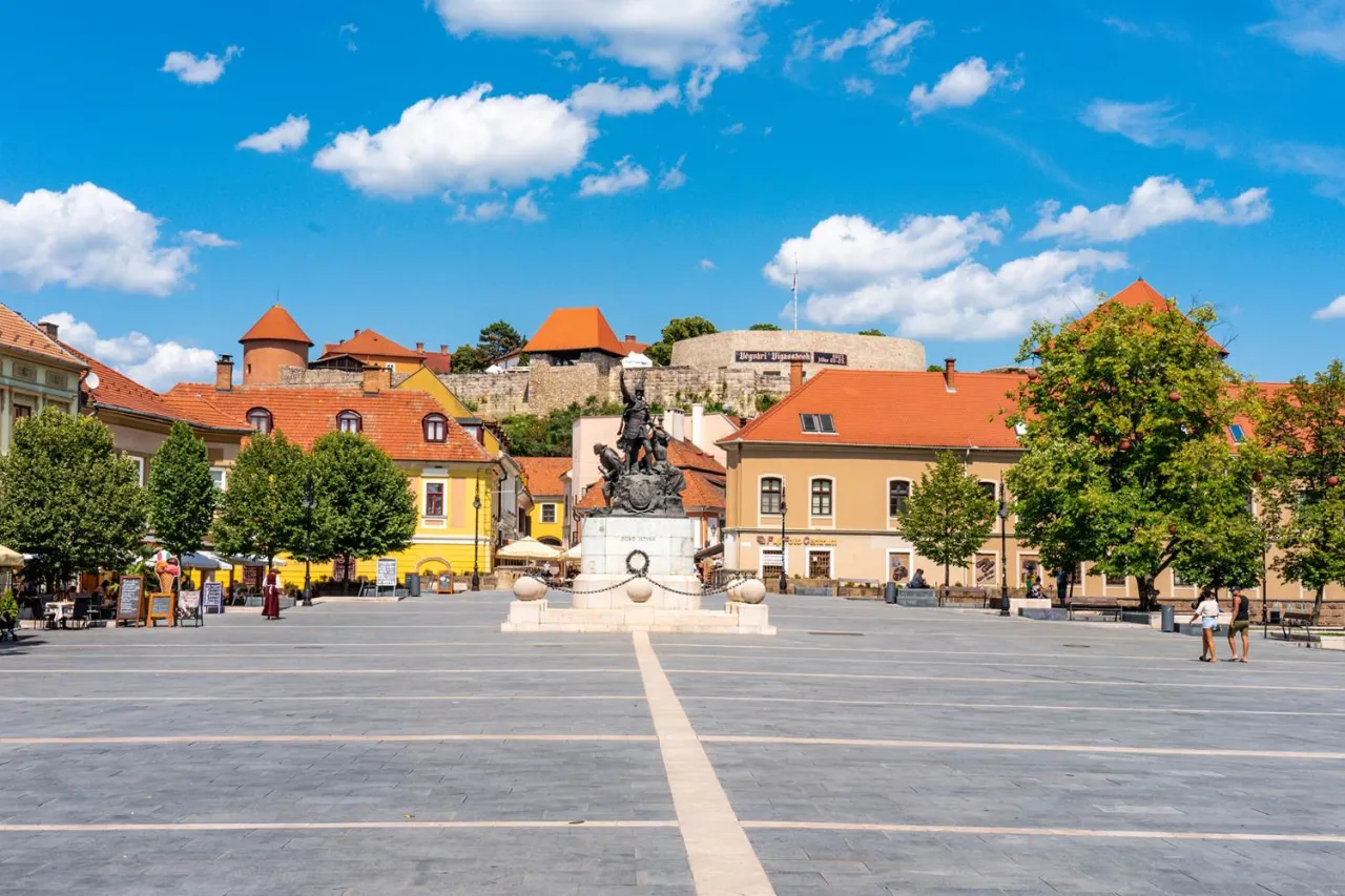 Zdjęcie Eger gdzie zjeść: najlepsze miejsca na węgierskie smaki