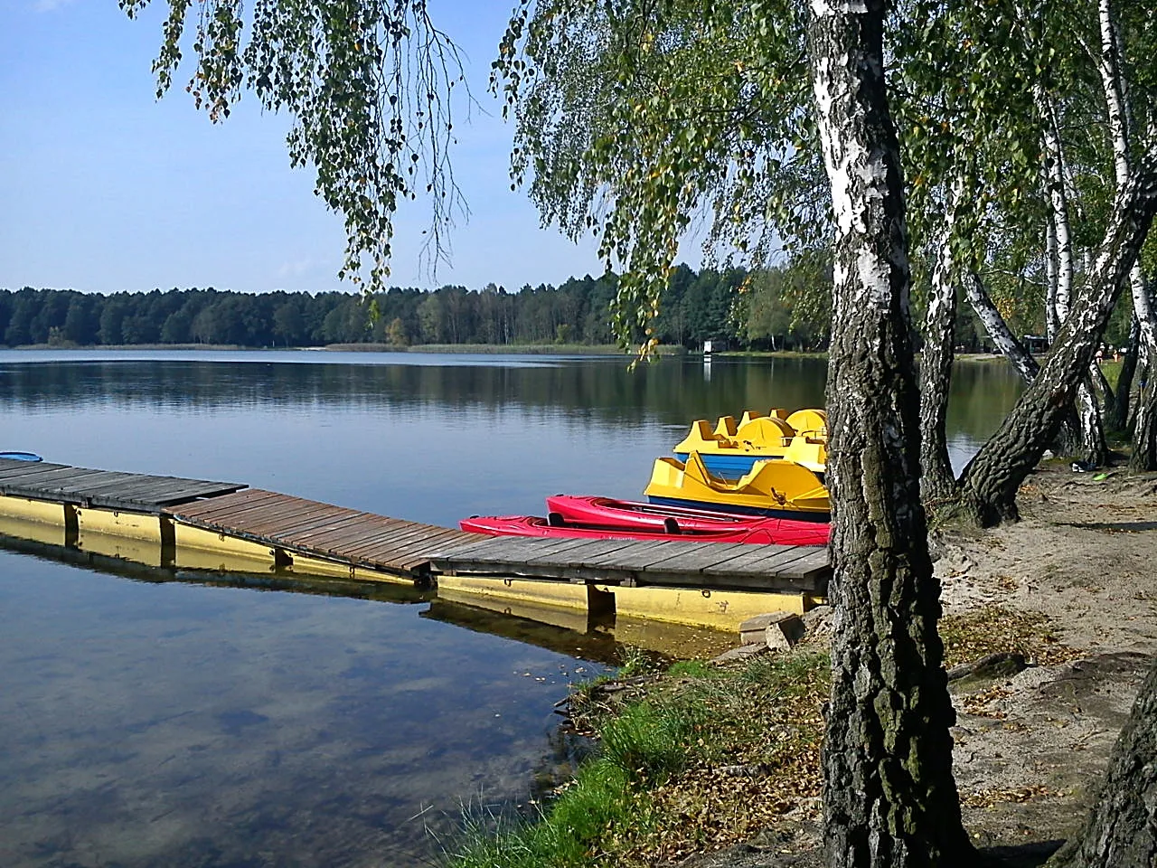 Zdjęcie Jezioro Zagłębocze atrakcje – idealne miejsce na rodzinny wypoczynek
